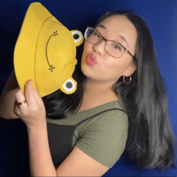 Meet your Posher, Jas! - Picture 2 of 2